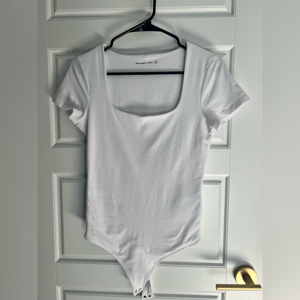 A&F Cotton Blend Seamless Fabric Short Sleeve Bodysuit